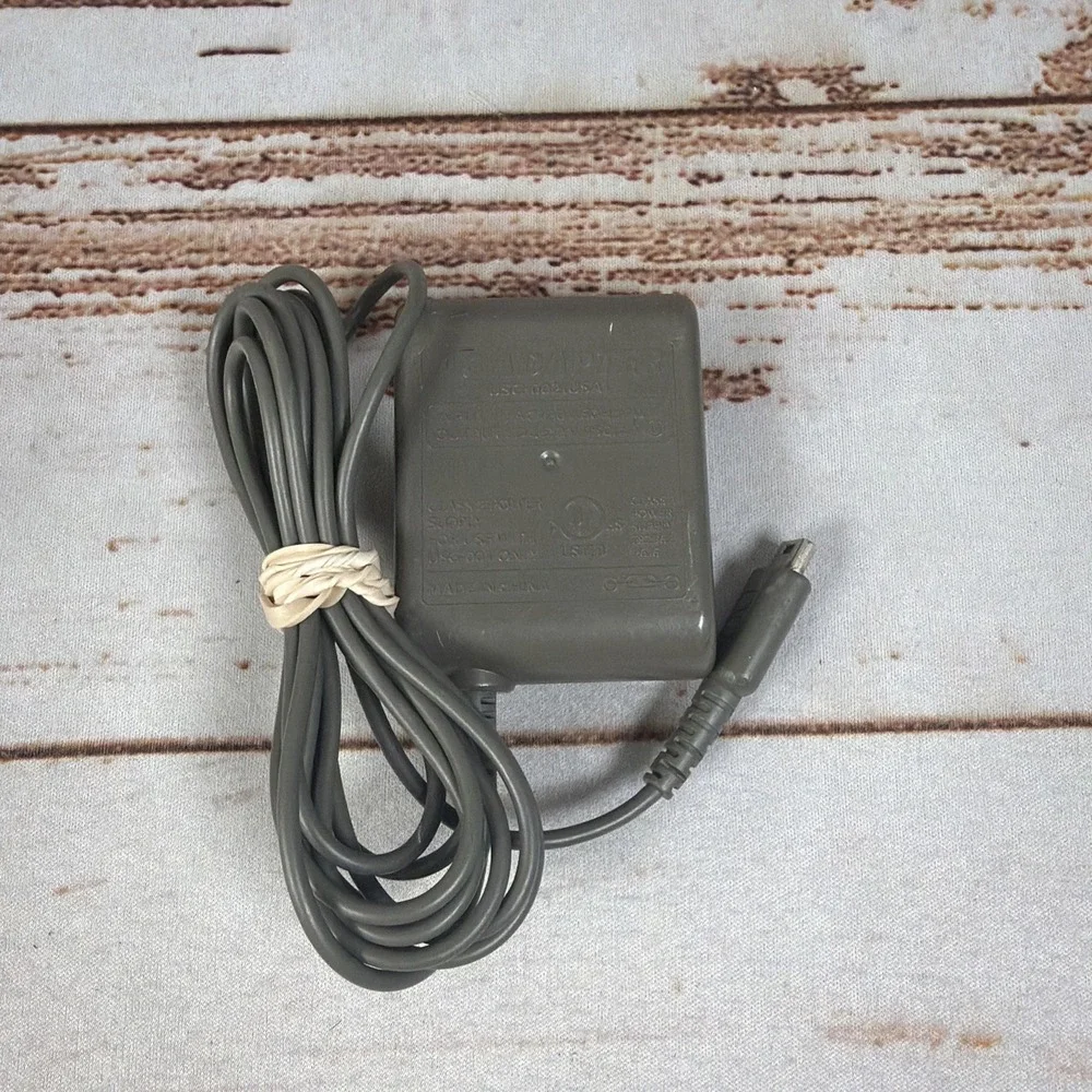 Genuine Nintendo USG-002 AC Adapter Wall Charger for DS Lite Console Gray
